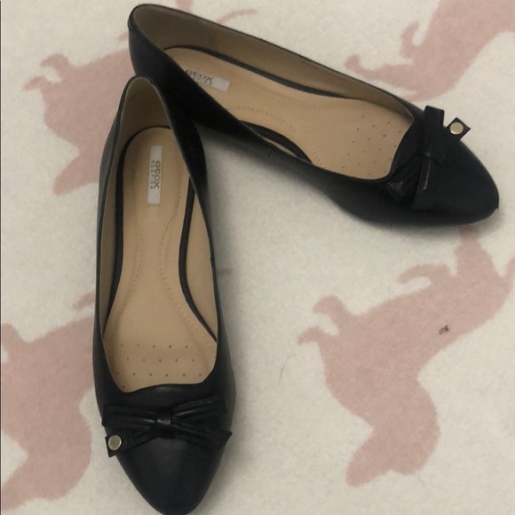 Geox—Black leather Flats, Pointed, US6 - Picture 4 of 5